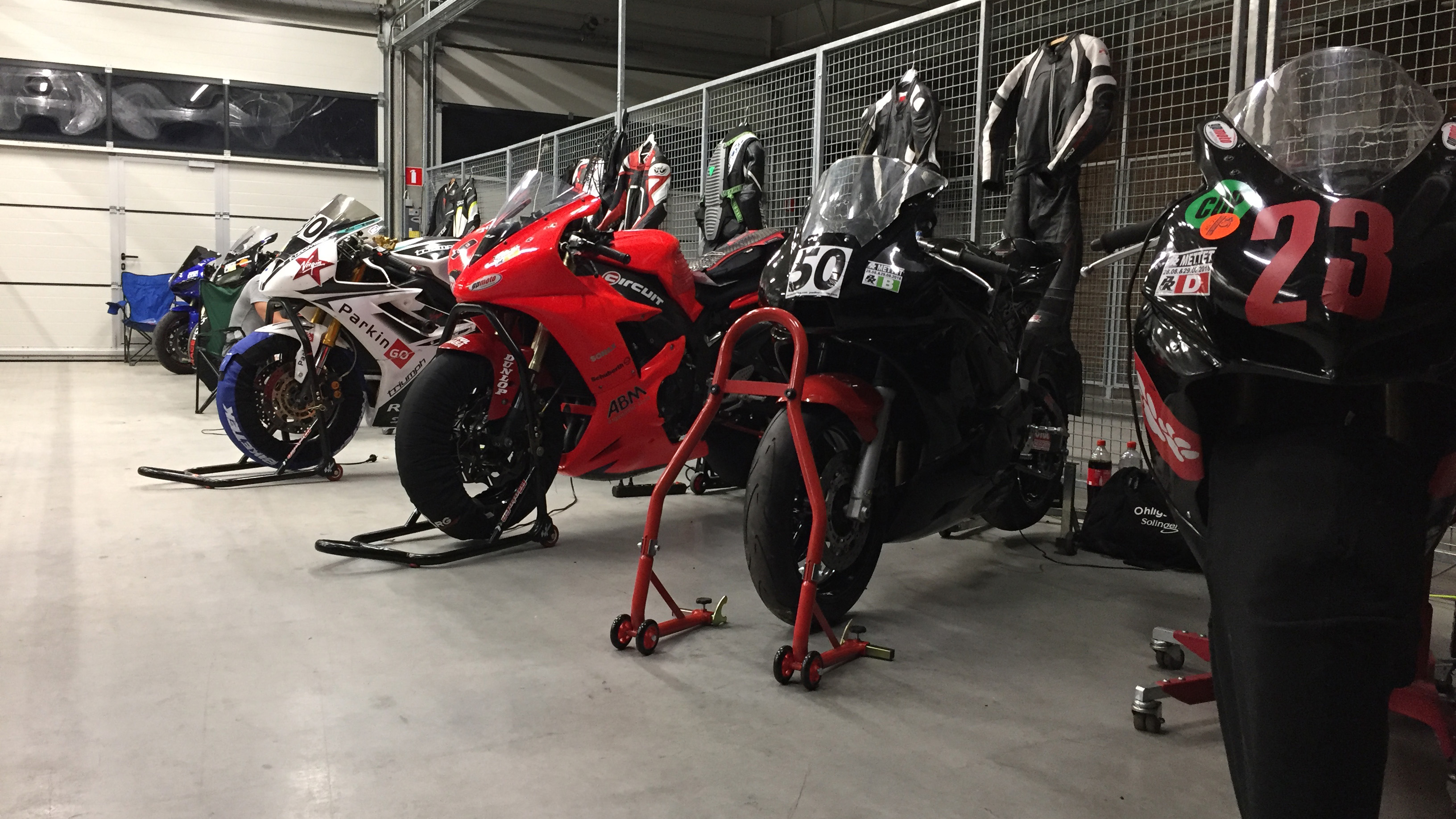 Panther Racing Familiäre Atmosphäre In Mettet Bikerportal24de